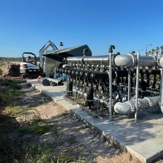 Side view of a Hoover Irrigation Pump Station pod filters